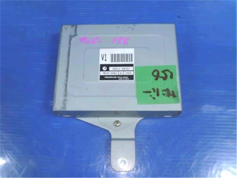 Engine Control Unit / ECU SUBARU Sambar 2001 GD-TT2 22611KB161
